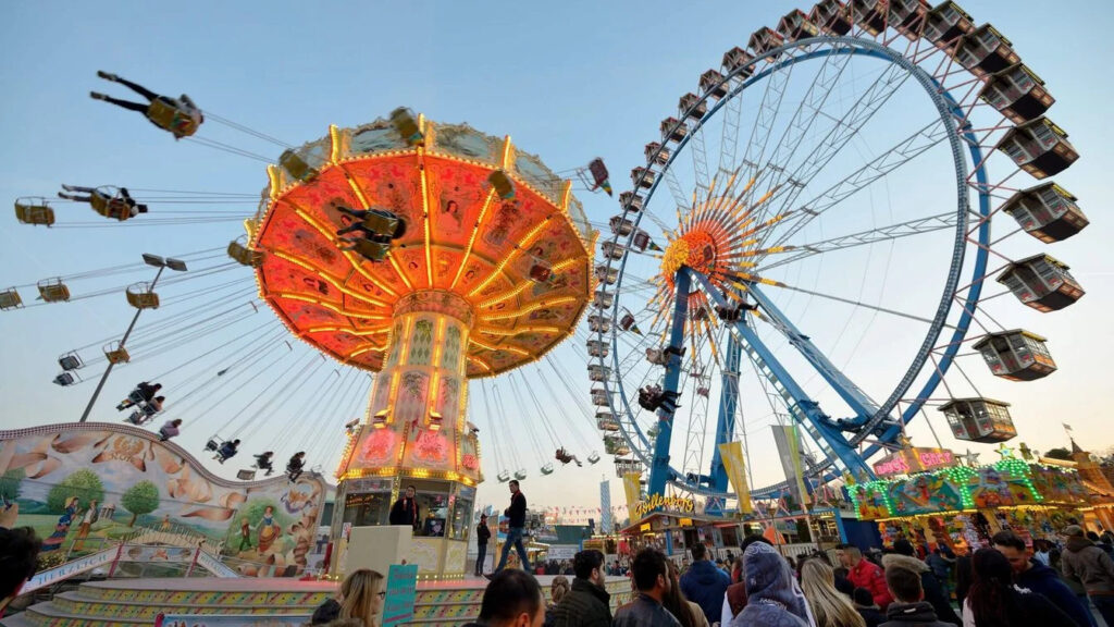 Frankfurter Dippemess feria tradicional con atracciones en Frankfurt